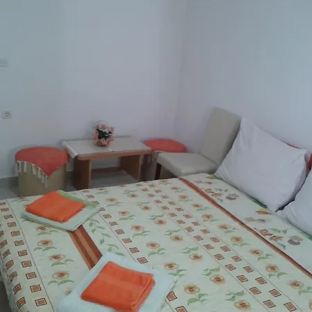Guest house House Nativa 3*
