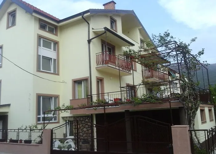 House Nativa 3* Ohrid