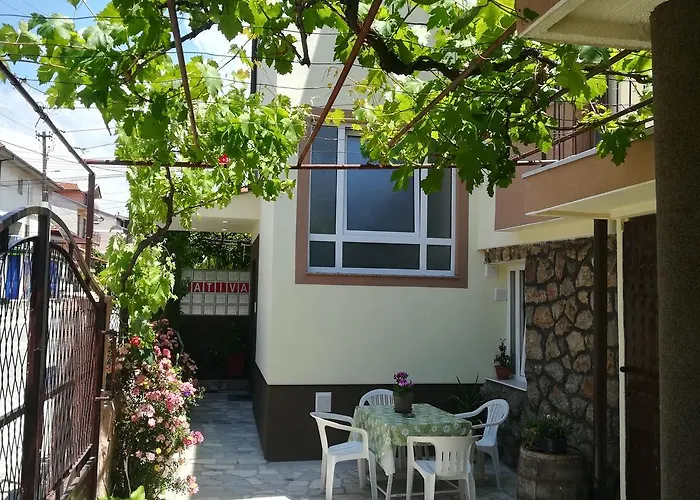 House Nativa 3* Ohrid